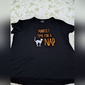 Catherine's plus size 1X (18/20) sleep shirt.